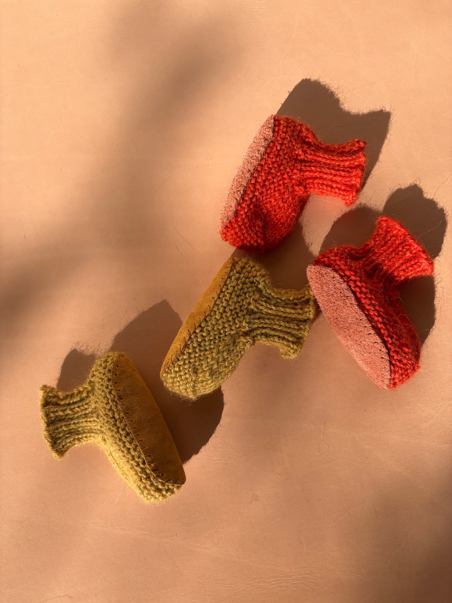 Knitted Bebe Booties