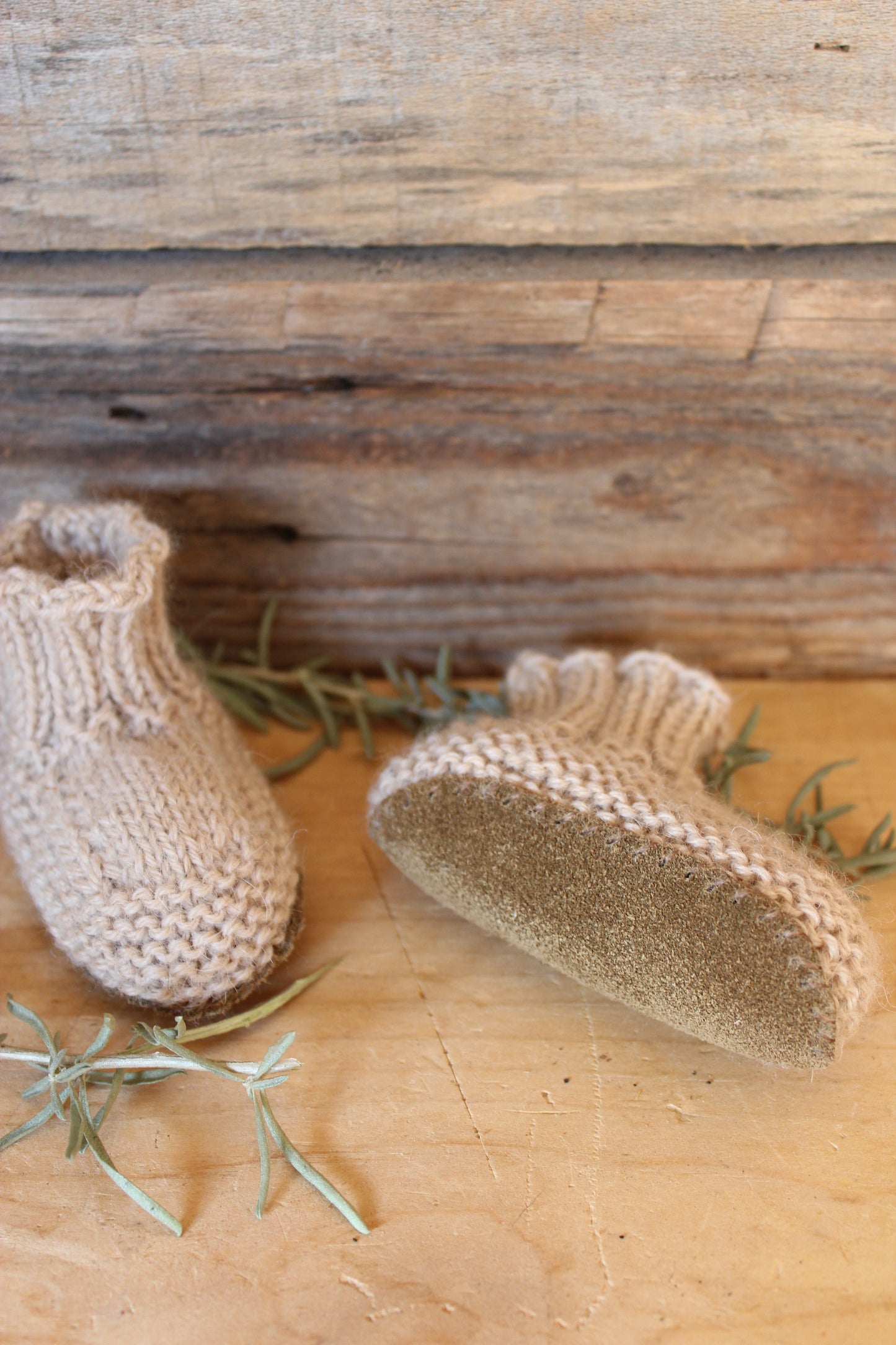 Knitted Bebe Booties