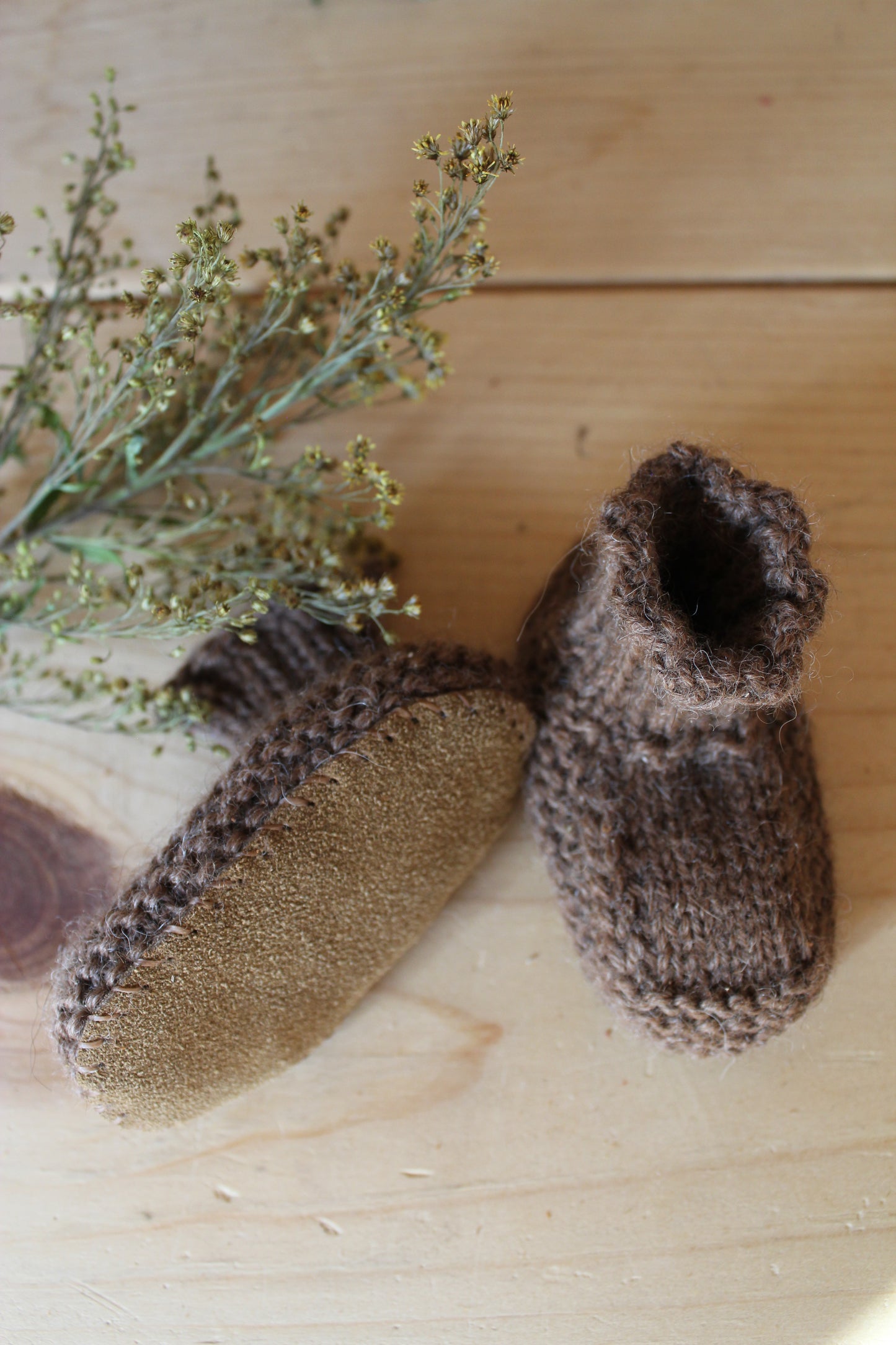 Knitted Bebe Booties