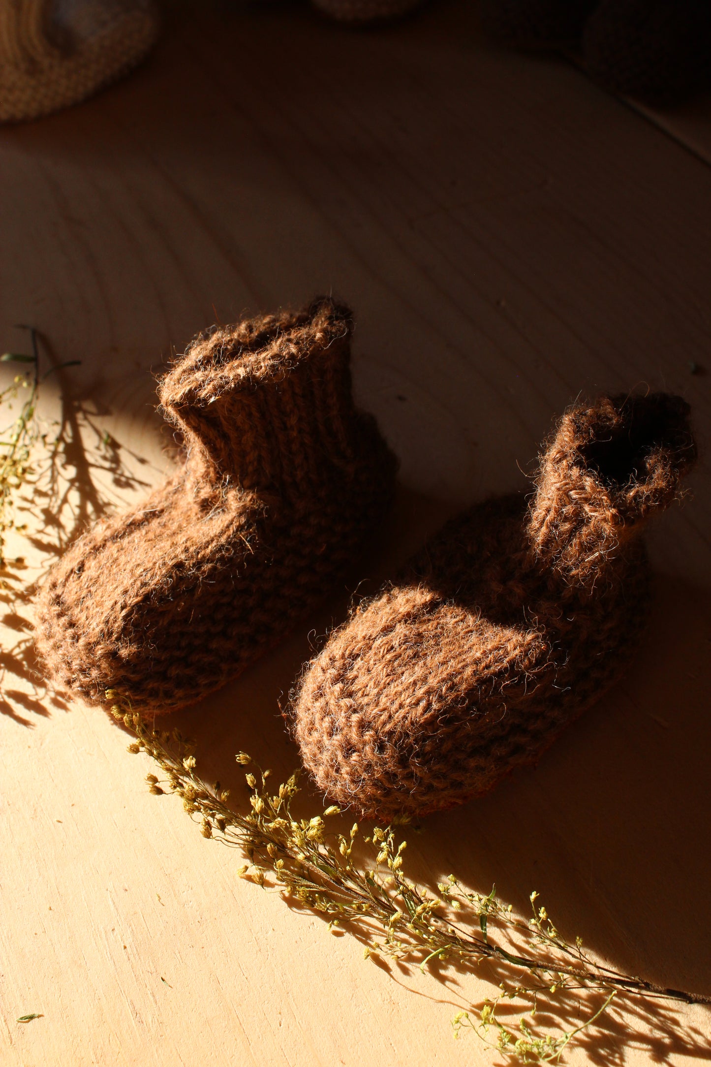 Knitted Bebe Booties