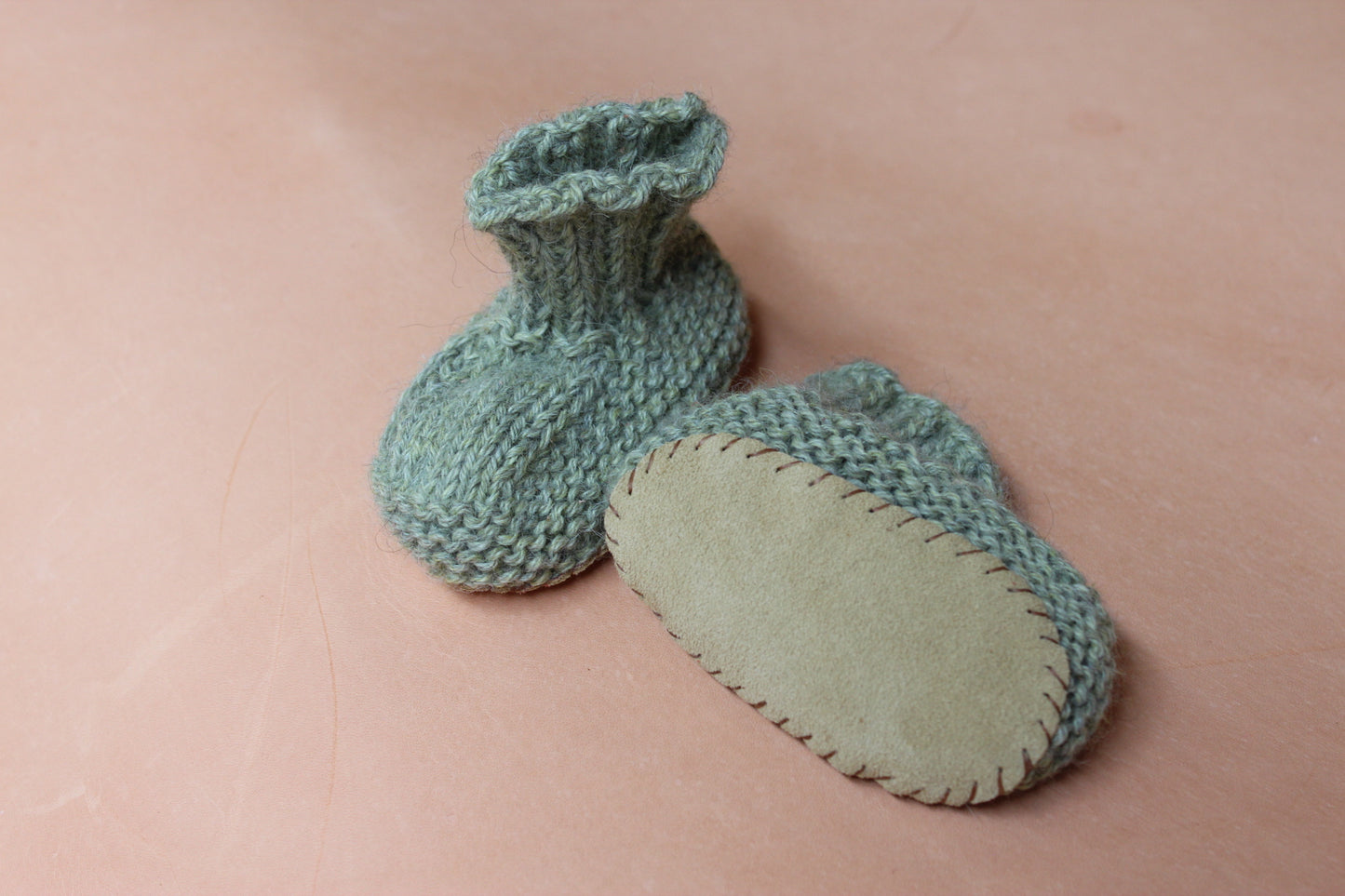Knitted Bebe Booties