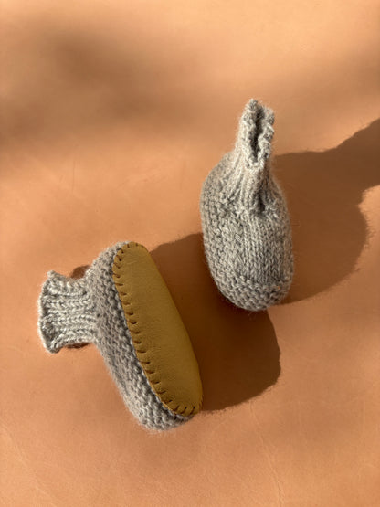 Knitted Bebe Booties