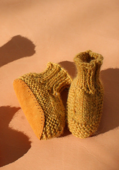 Knitted Bebe Booties
